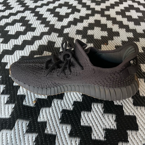 Adidas Yeezy Boost 350 V2 Cinder